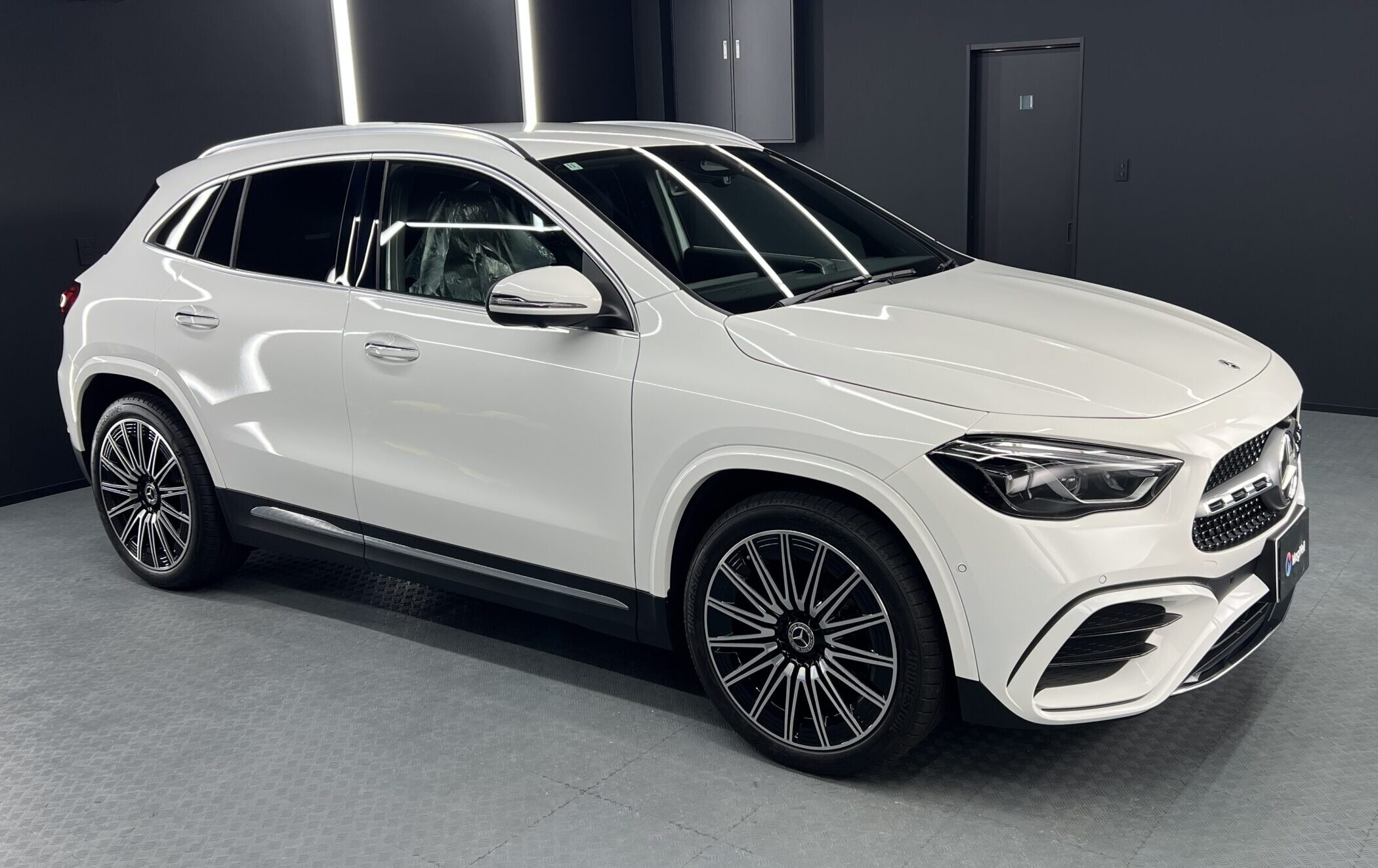 【Mercedes Benz GLA200d 4MATIC 】マジベル セラミックRGCコート、マジベルインテリアコーティング施工のご紹介
